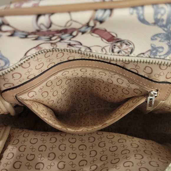 Guess Backpack - Picture 11 of 16